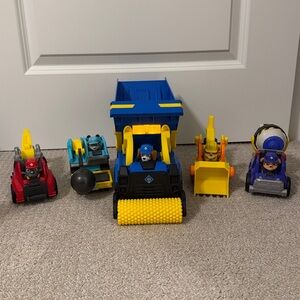 Paw Patrol Rubble and Crew - Charger, Motor, Rubble, Mix, Wheeler (large)